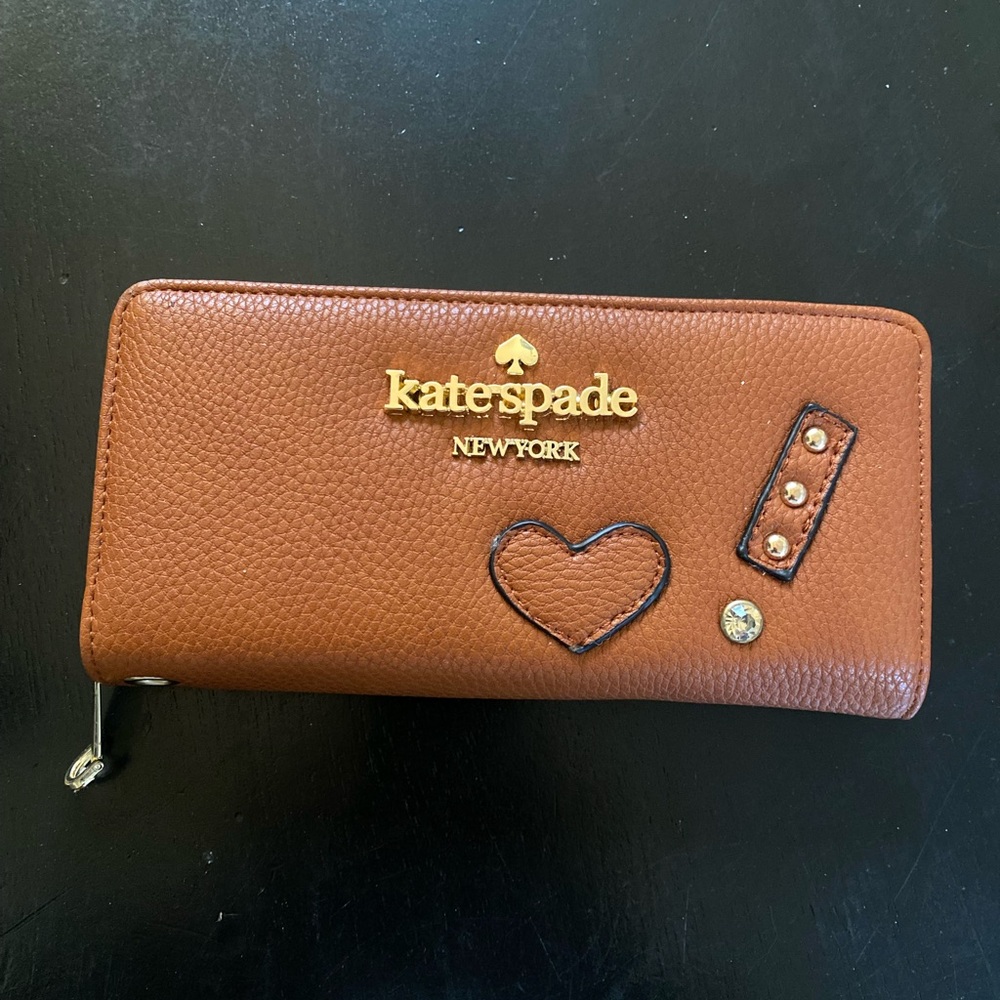 Kate Spade wristlet wallet